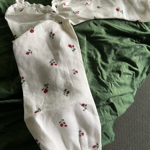 REFORMATION Linen Floral Print Crop Top Size: S | US 4 Smocked, Pinto - Picture 10 of 11